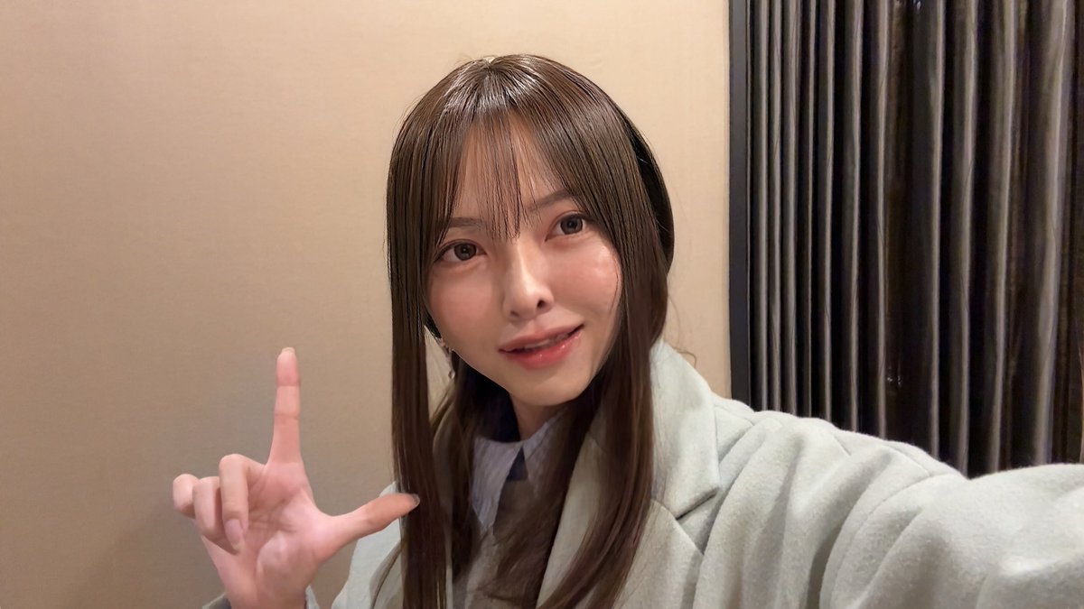 かんちゃんポーズ✌︎( 'ω' )✌︎