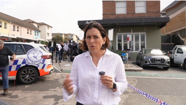 FunmiNews's tweet photo. “Australian Jews say the Bondi attack felt ‘inevitable,’ arguing that rising antisemitism in the country has left many fearing something like this would happen sooner or later. Community members describe a growing sense of vulnerability as they process the tragedy.” https://t.co/m9uEF6Tr4E