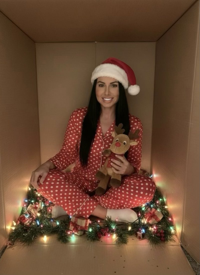 NOVAwrestler's tweet image. 𝐆𝐨𝐨𝐝 𝐌𝐨𝐫𝐧𝐢𝐧𝐠 𝐭𝐨 𝐞𝐯𝐞𝐫𝐲𝐨𝐧𝐞 𝐞𝐱𝐜𝐞𝐩𝐭 𝐭𝐡𝐨𝐬𝐞 𝐰𝐡𝐨 𝐭𝐲𝐩𝐞 ‘𝐊’’ 𝐚𝐬 𝐚 𝐫𝐞𝐩𝐥𝐲.

#northpole #Christmas2025 #holiday #snowman #GoodMorning #MondayVibes