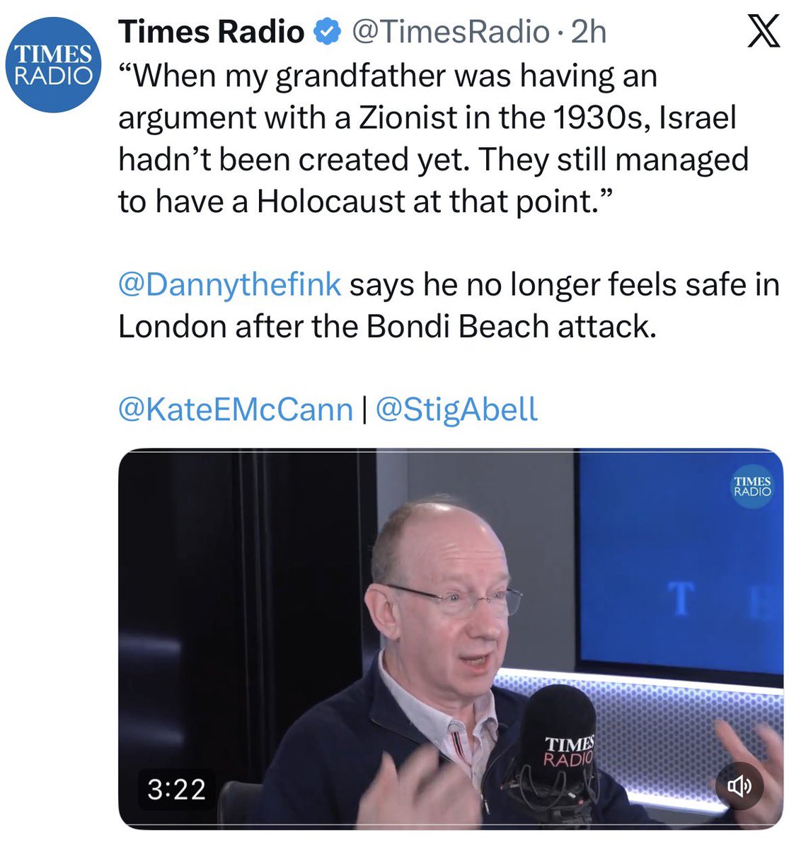 WorldByWolf's tweet image. This I’m afraid is why people are increasingly looking at Jews as a separate community to the English.

Yesterday @Dannythefink mocked @RupertLowe10 for saying London is dangerous. He said “it is one of the safest places in the world”.

Then when Jews are attacked on the other…