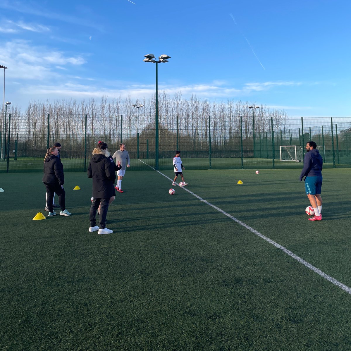 🙌 We would like to say thank you to Dan Ellis, from <a href="/SkyUK/">Sky</a> Business Wholesale, for visiting our <a href="/streetsoccerfdn/">Street Soccer Foundation</a> programme to see the positive impact their funding is having on people in the Fylde area!

#AFCFyldeFoundation