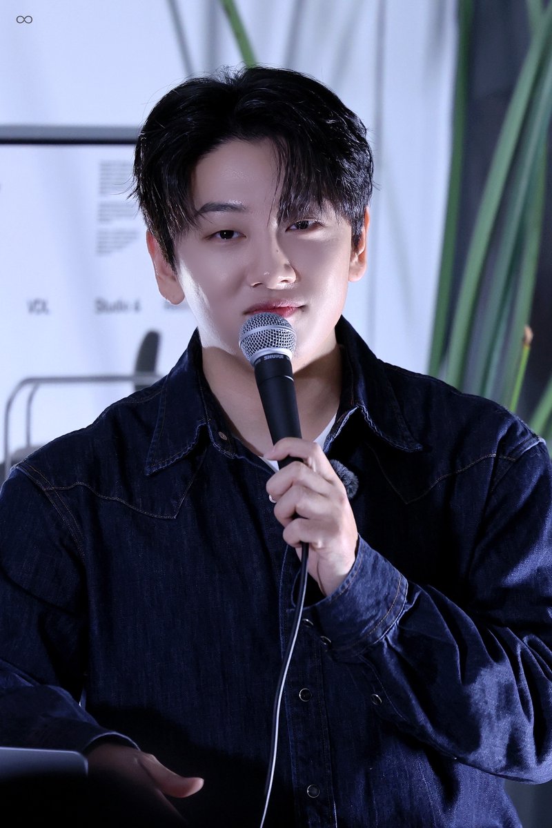 RTH_1015's tweet photo. 251129 내게ROH와 Hidden Live

보.고.싶.다

노.태.현❤️

#노태현 #rohtaehyun #ノテヒョン #로라뷰 https://t.co/Z1DzCRWZmW