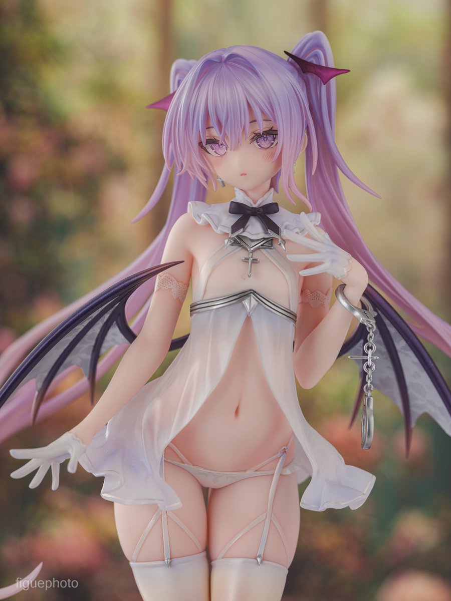 WAVEの「カルネアデス イヴ・カルネアデス設定画Ver.」