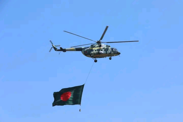 mia_a_arif's tweet image. আমার ও ইচ্ছা ছিল ৫৭০০০/ হাজার বর্গ মাইলের আকাশে দাঁপিয়ে বেড়ানো কিন্তুু পূরণ করতে পারিনি #CadetCollageBangladesh #MCSK @BangladeshArmy