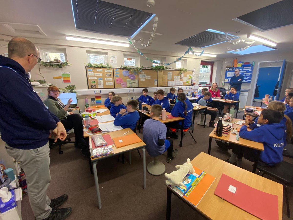 JulianSmithUK's tweet image. Great to visit Kildwick CE Primary recently and speak with Year Six pupils about Parliament and my role as their MP. They asked brilliant questions after taking part in Parliament Week.

Thank you to Mr Whitehead and the team for the visit.

#Kildwick #Skipton