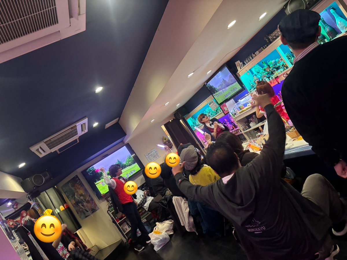 12月13日自分主催のオフ会を開催したのですが15人のゾンビィが参加していただきました。🧟‍♀️🧟‍♀️
ゾンサガオフ会とても盛り上がり参加した方皆さんとても楽しかったと言っていただきました。
第2回のオフ会を開きたいと思ってるんじゃーーーーい🔥