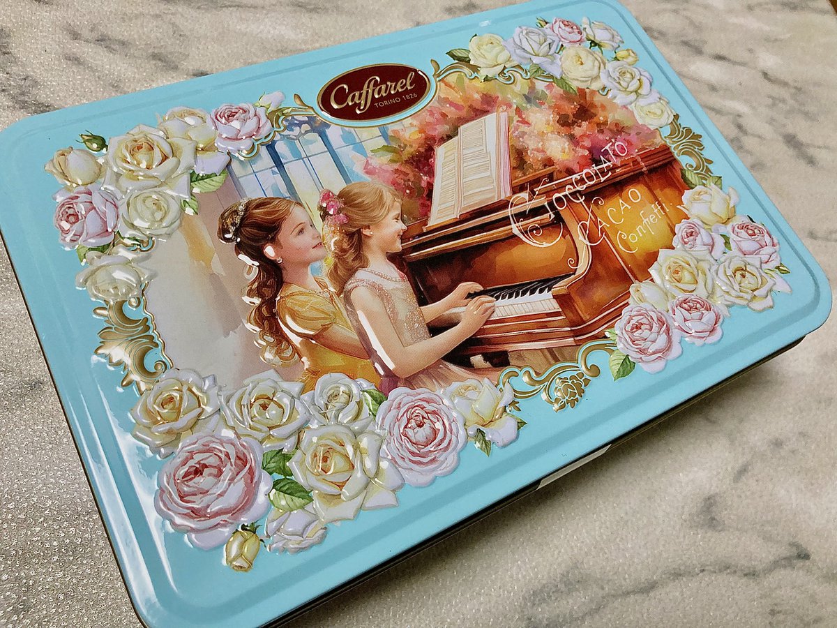 今日は、家人の誕生日🎂🎉🍫 #カファレル チョコレートボックス