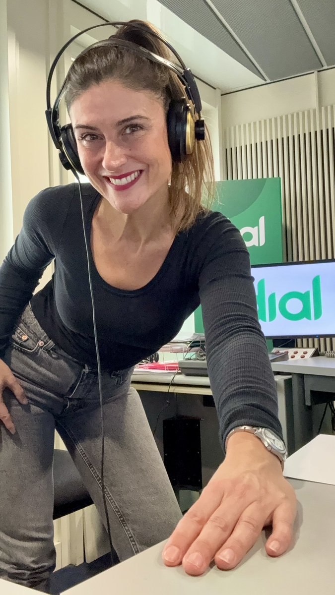 ¡Ay, chiquilla!
#lomejordenuestramusica y yo te estamos esperando en <a href="/Cadena_Dial/">Cadena Dial España</a>