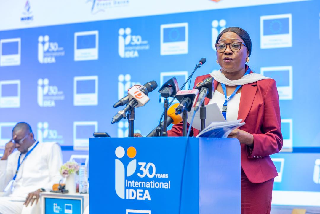 IDEA_Africa's tweet photo. "The @NHRCGambia has been clear that without legal quotas, party reforms, &amp; cultural changes, 🇬🇲 women will remain underpresented in politics"- Ms. Jainaba Johm, Vice Chairperson @NHRCGambia.  

This initiative is funded by @EUinTheGambia .

 #WPPRGAMBIA #InclusivePolitics https://t.co/luQIdkcBfP