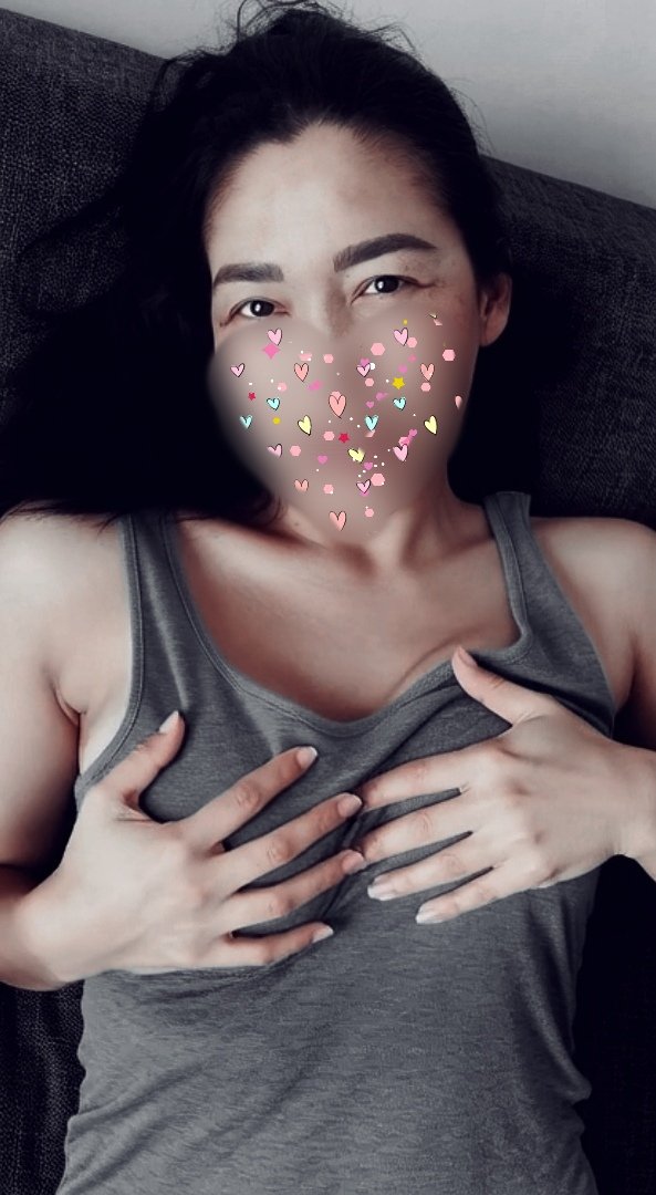 GonulZadem's tweet photo. senin karşında, gözlerine bakarak
seninle fantazi oyunları oynamak
günahın her zevkini
zevklerin en ateşlisini yaşatıyor bana..
#my #orgasmface
#taboo #sexgame
#FenerinMaçıVar
#discovery #kesfet
#İNloveCEST
#sinfull #woman
#sex #ForbiddenLove
#TheWorldİsBiggerThanFive #Dogs https://t.co/Lu2dh6XDf5