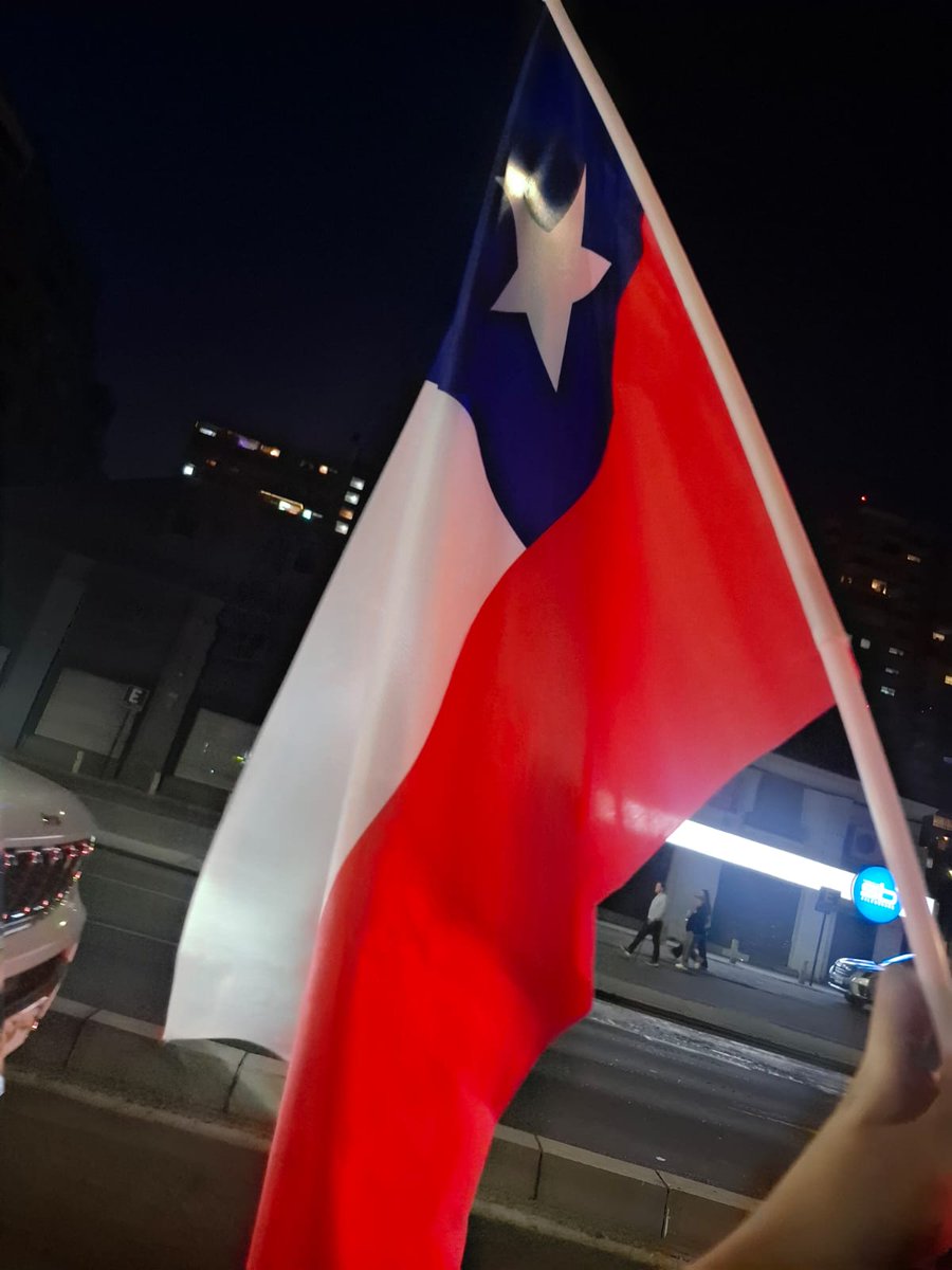 Hoy es el dia del respeto, Chile se pronunció democraticamente.

Dios guíe a nuestro Presidente electo <a href="/joseantoniokast/">José Antonio Kast Rist 🖐️🇨🇱</a> con sabiduría. 

"Él muda los tiempos y las edades; quita reyes, y pone reyes; da la sabiduría a los sabios, y la ciencia a los entendidos." Daniel 2: 21