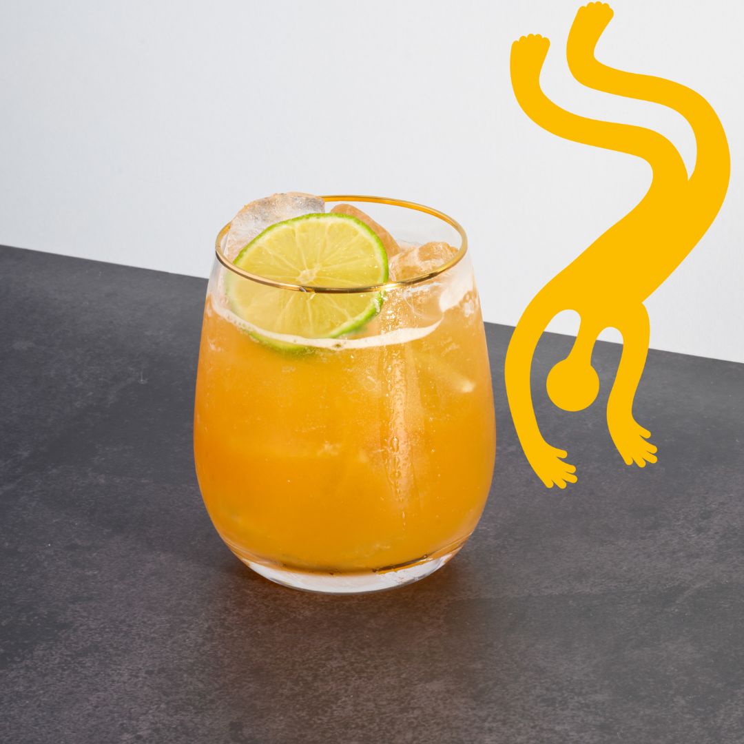 IcelyDone's tweet photo. Bars, meet a sour worth shaking up 🍹
50ml Peach &amp; Apricot Blend (new for 2025!)
35ml blended scotch
15ml Amaretto
20ml Foamer
The Peach &amp; Amaretto Sour: easy to make, hard to forget. Perfect for showing off your cocktail skills this season. https://t.co/mjGHLQR9Nd