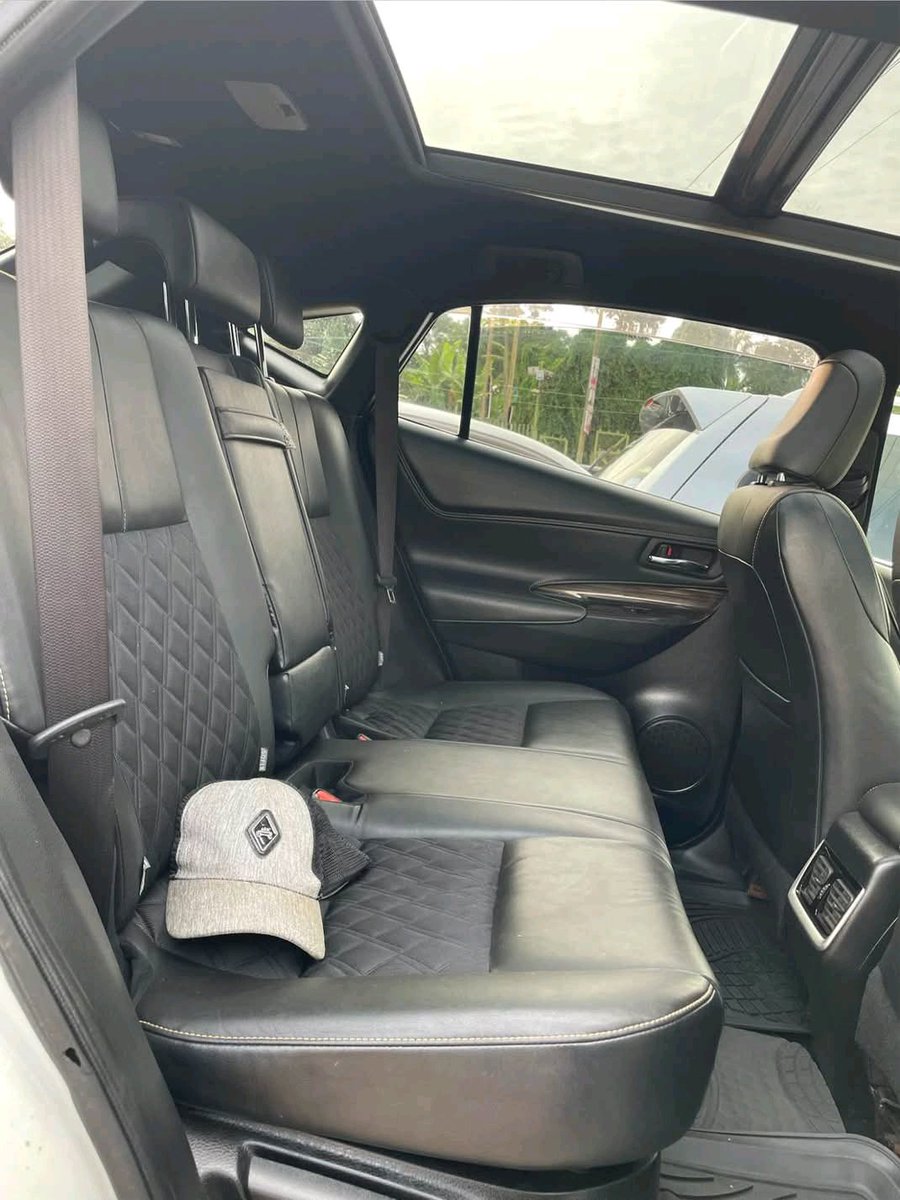 rahul_yasser's tweet photo. Harrier 
2014 
2.0cc petrol 
Double sunroof 
At 66M https://t.co/NAW7Aytizu