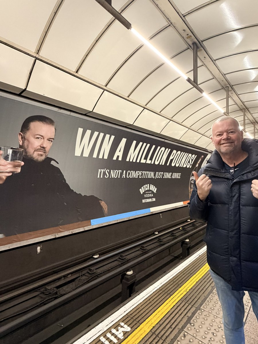 Raymond van Barneveld tweet media