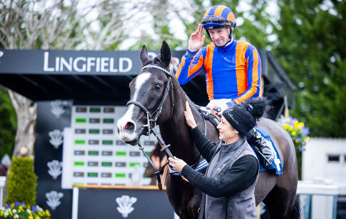 LingfieldPark's tweet image. The @midnite Are Upping The Betting Game Handicap (Class 6)

🥇All Too Beautiful

🥈Alshimali

🥉Profit Street

Winning Jockey: @Mitchelljack77 
Winning Trainer: @RogerTealRacing 
Winning Owner: Roscourt