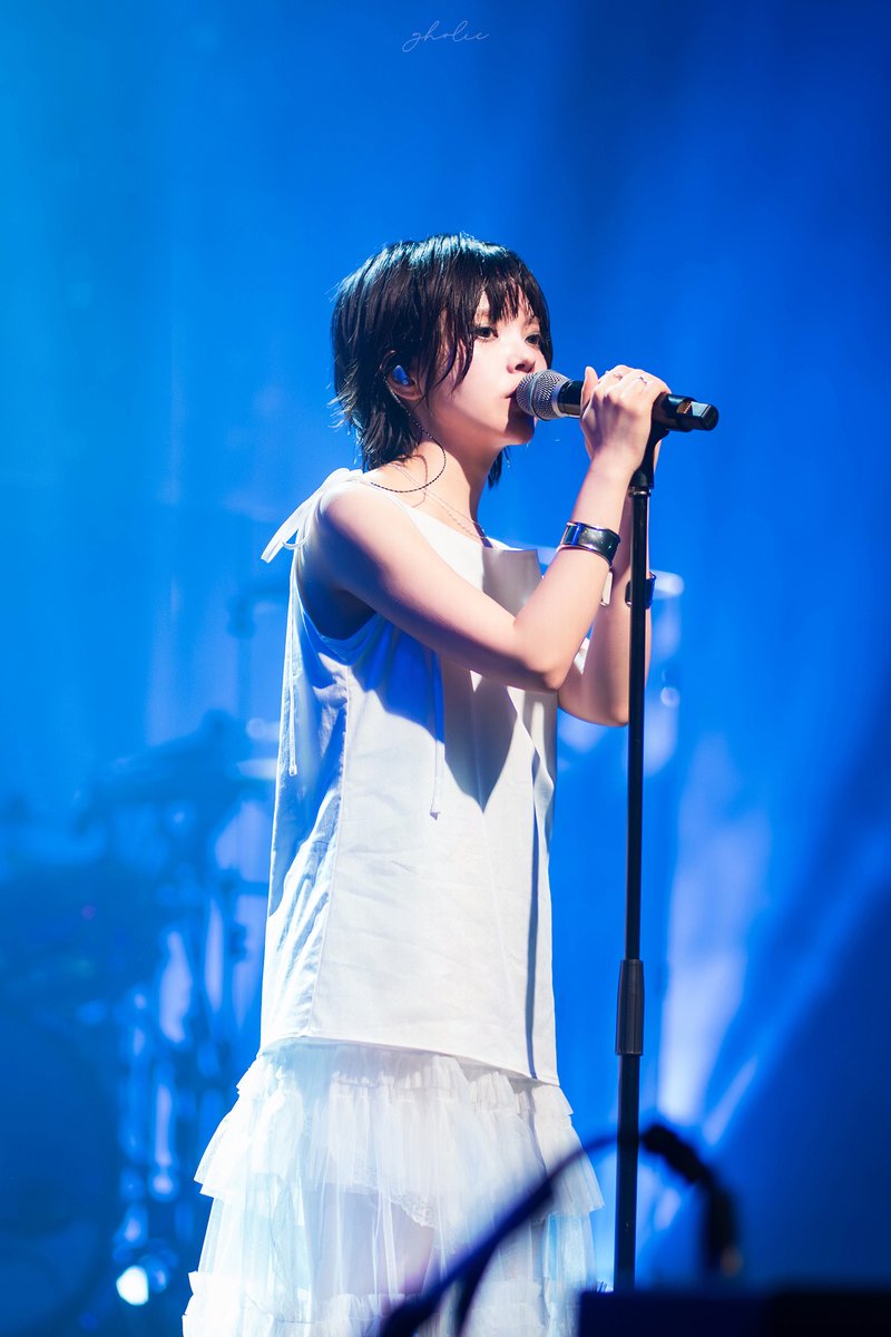 GUITARHOLICxxx's tweet photo. 우리 천사...🪽

김예지 ⋆ 카디 KARDI 
<When The Lights Out> 251213 
#Kimyeji 🩷 https://t.co/hlXMEuXbpb
