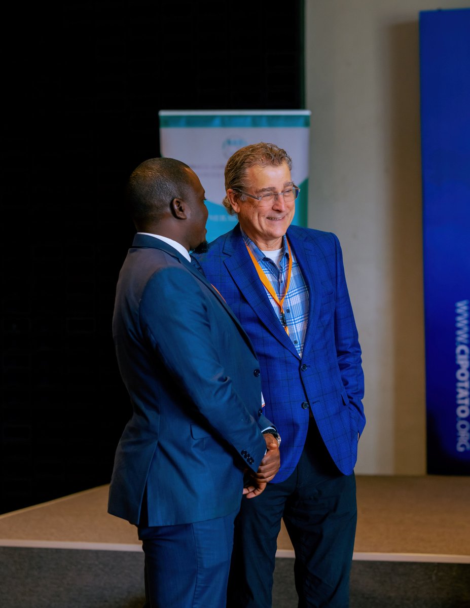 CipotatoRW's tweet photo. #BioCapRwanda "With strong national leadership and long-term partnerships, we move from vision to action laying the foundation for a center of excellence that will benefit Rwanda, the region, and the continent"~ Lawrence Kent, Bill &amp; Melinda Gates Foundation https://t.co/1hUAc8vArw