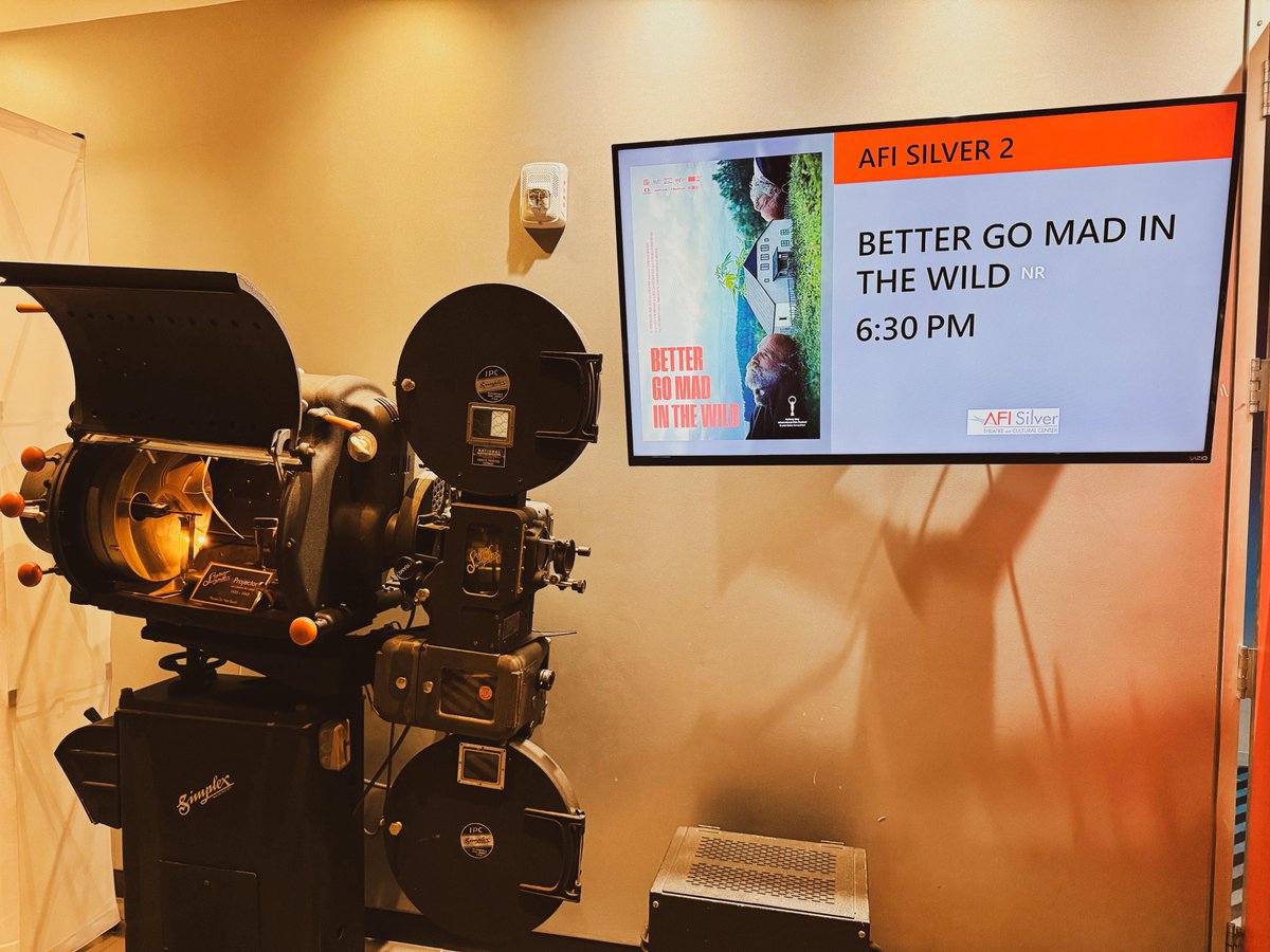 MatusHutka's tweet photo. My honor to open the screening &amp; U.S. premiere of the Slovak and Czech movie Better Go Mad in the Wild in Washington, D.C. Thank you @EUintheUS &amp; @AmericanFilm 🇸🇰🇨🇿🇺🇸 Always a pleasure #MiroRemo &amp; @JanHavranek2 https://t.co/8Fk0uazB92