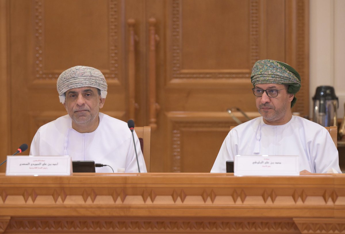 OmanStateCounci's tweet photo. ▪️وبلغ عدد المواد محل الاختلاف(٧)مادة في مشروع "تعديل بعض أحكام قانون التحكيم في المنازعات المدنية والتجارية " و(١٦) مادة في مشروع قانون "السجل العقاري"، شملت مواد واردة في أصل المشروع وأخرى مضافة من مجلس الشورى . https://t.co/65IsvvpbUY