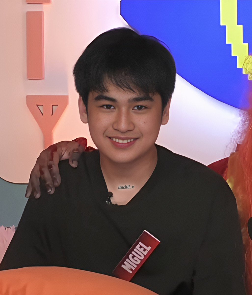 dnchll_e's tweet photo. ang totoy pa pala tignan ni miguelito dito hehehe

LUNESing LEADER MIGUEL
LUNESing LEADER MIGUEL
#MiguelVergara https://t.co/CHbJan7i4y