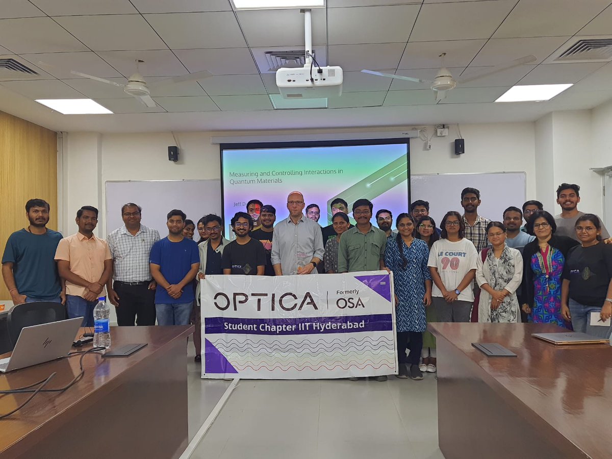 OpticaChap43730's tweet photo. Optica Student Chapter, IIT Hyderabad hosted an insightful talk on “Measuring and Controlling Interactions in Quantum Materials” by Prof. Jeffrey Davis (Swinburne University of Technology, Australia) on 12th Nov. 2025. A valuable discussion on advancing quantum materials research https://t.co/iUxcAxdp1j