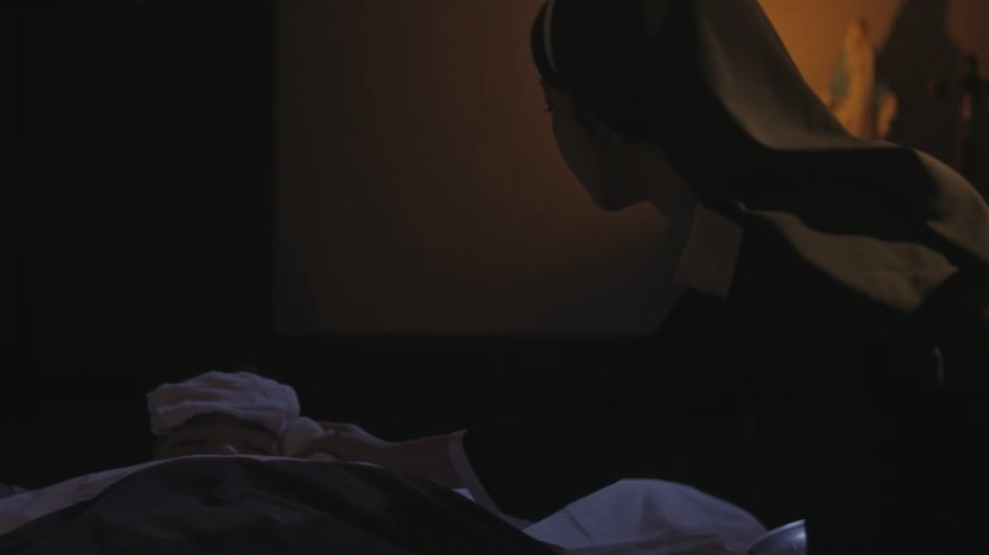 0403FEED's tweet image. karina (raphaela) and wonyoung (gabriella) possible representing archangel raphael and gabriel—healer and messenger

karina was shown to care for vincent since he was young, provide guidance and seen with angel wings while she was taking care of the sick boy

wonyoung's in…