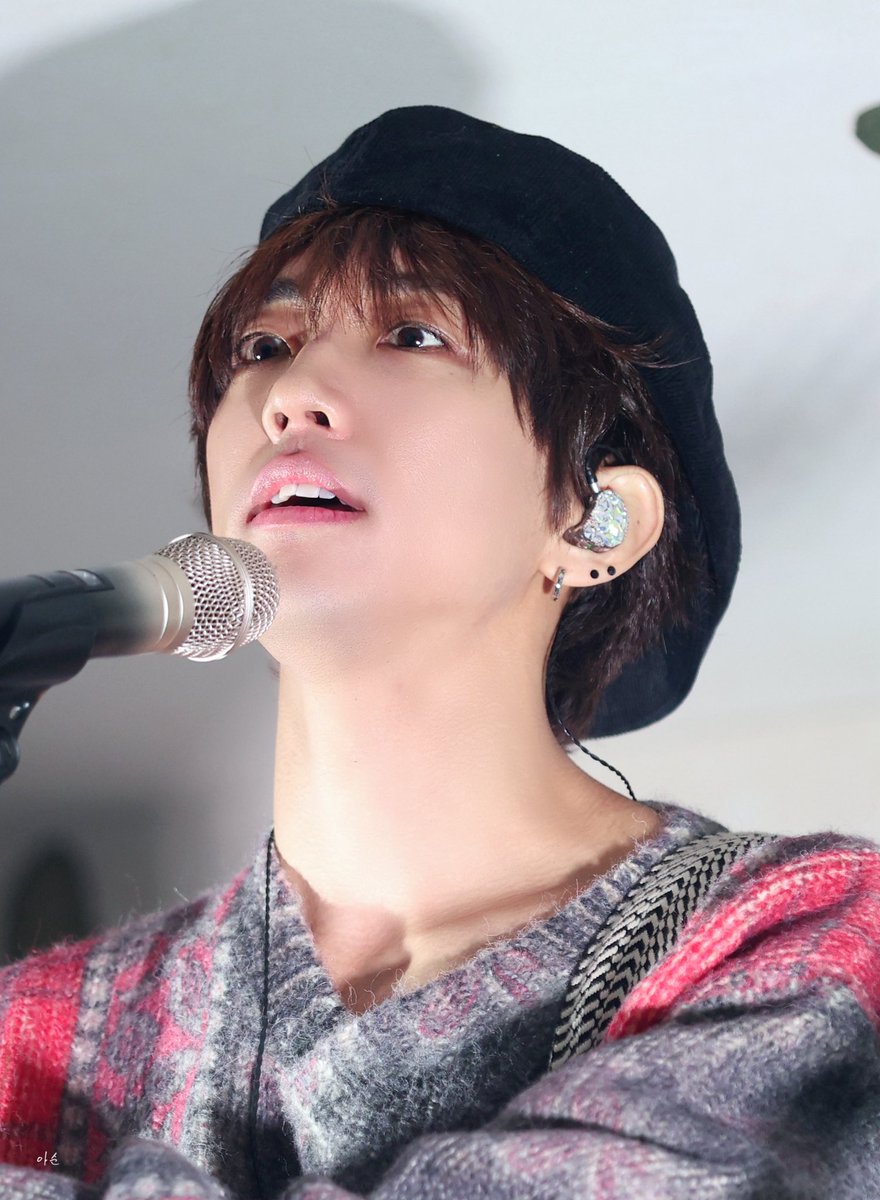 251214 2025 LEE SEUNG YOON CONCERT [URDINGAR] 

예뻐요...........☺️🫶🏻

#이승윤