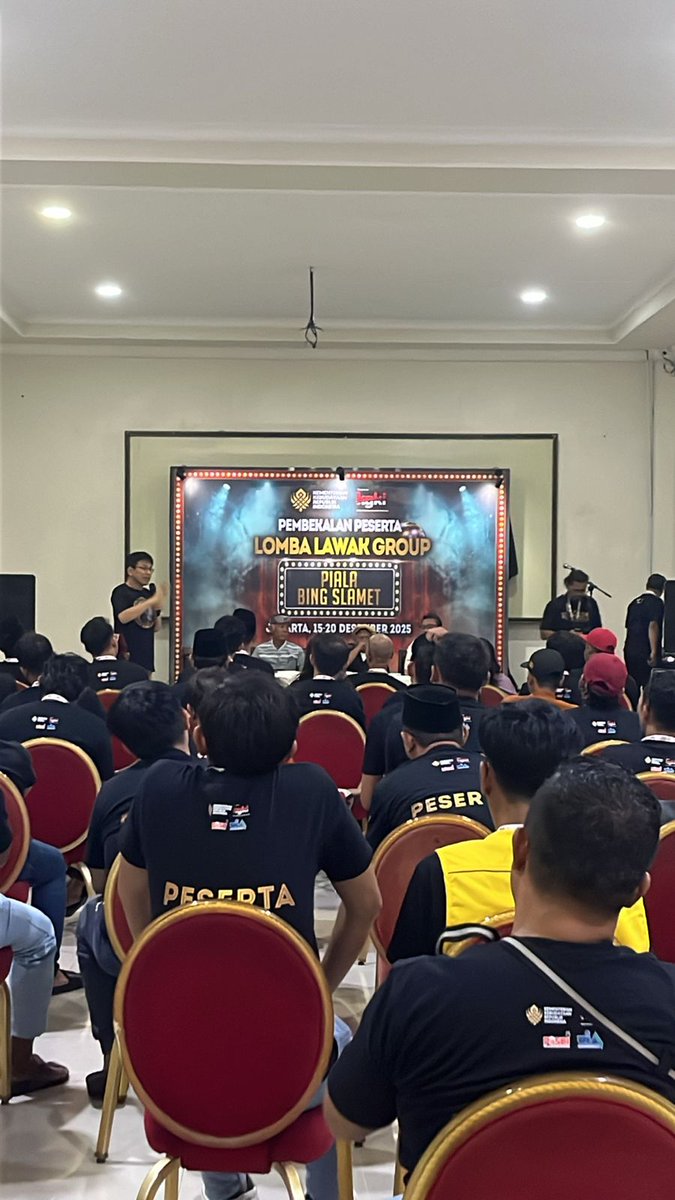 Paskiofficial's tweet photo. #karantina harinpertama #lombalawak #paski piala bing slamet https://t.co/3Sd8swRxjk