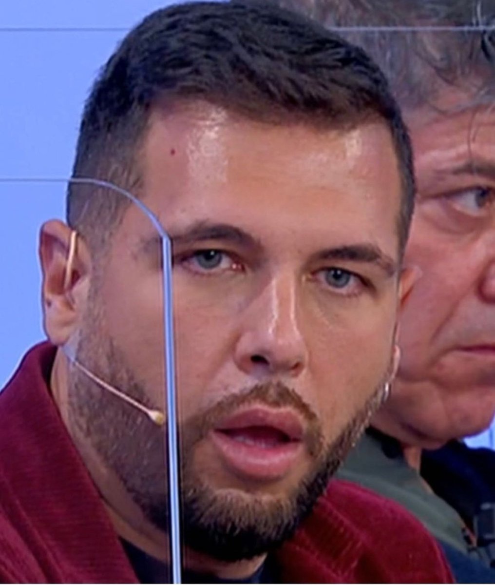 chiara🗡 tweet media