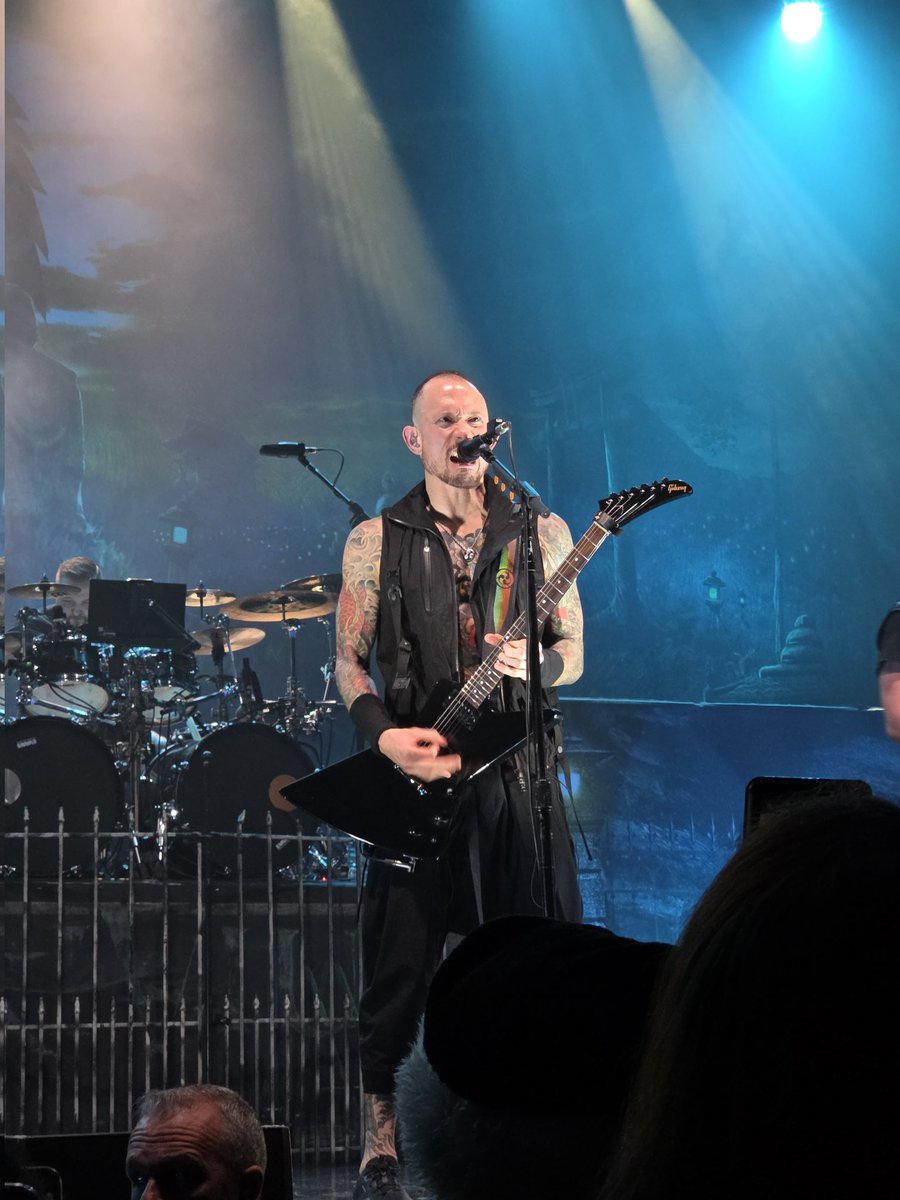 Devilishequinox's tweet photo. An amazing concert from @TriviumOfficial last night, KILLER hometown show guys! @matthewkheafy https://t.co/qYMf5Fu9s5