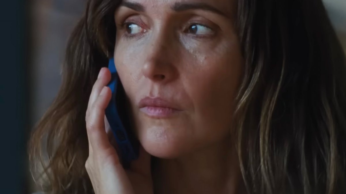 BuzzingPop's tweet image. Most-awarded actors this awards season (so far):

• Lead actor — Ethan Hawke (4) 
• Lead Actress — Rose Byrne (9)
• Supporting Actress — Amy Madigan (6)
• Supporting Actor —  Benicio Del Toro (8)