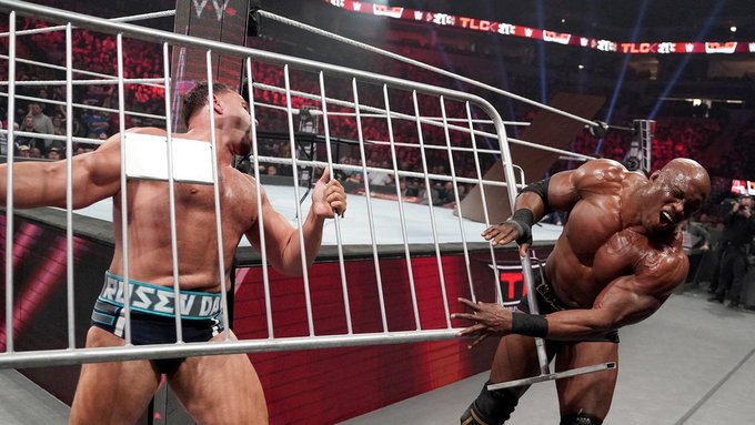 wrestle_hist's tweet photo. 12/15/2019
Bobby Lashley defeated Rusev in a Tables Match at TLC from the Target Center in Minneapolis, Minnesota.
#WWE #TLC #BobbyLashley #TheAllMighty #Rusev #Miro #TheBulgarianBrute #RusevDay #TheBestMan #TheRedeemer #TablesMatch https://t.co/9wwEgPK6xt
