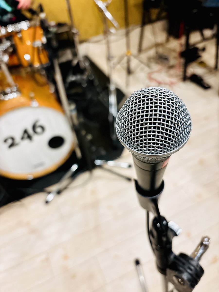 ボーカルでスタジオだったー！🎤🎤🎤 椎名林檎のカバーなんだけど、来