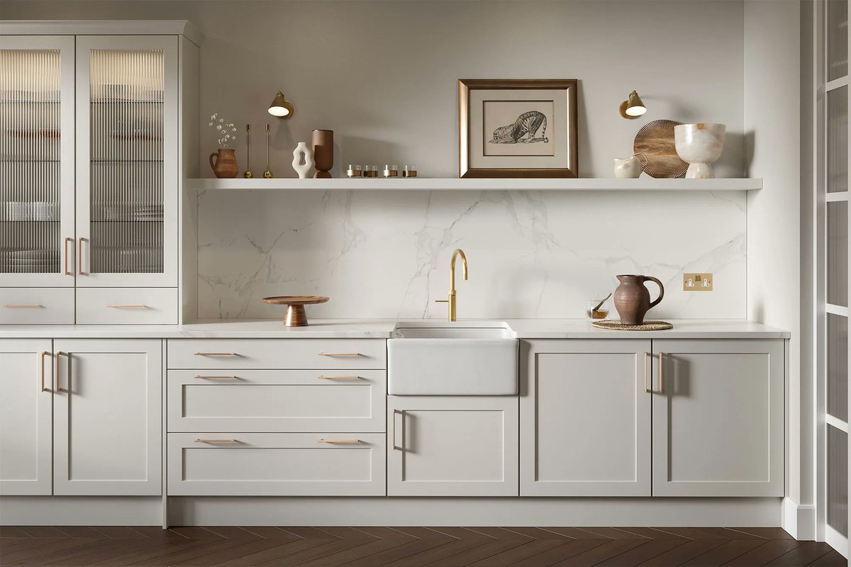 DirectKitchens1's tweet image. Our White Kitchen ranges offers a timeless, bright, and versatile look that makes your space feel bigger, enhances natural light, pairs with any colour or material, and boosts overall resale appeal. 

Explore our White Kitchen Collection here👉 bit.ly/48fnfQ3