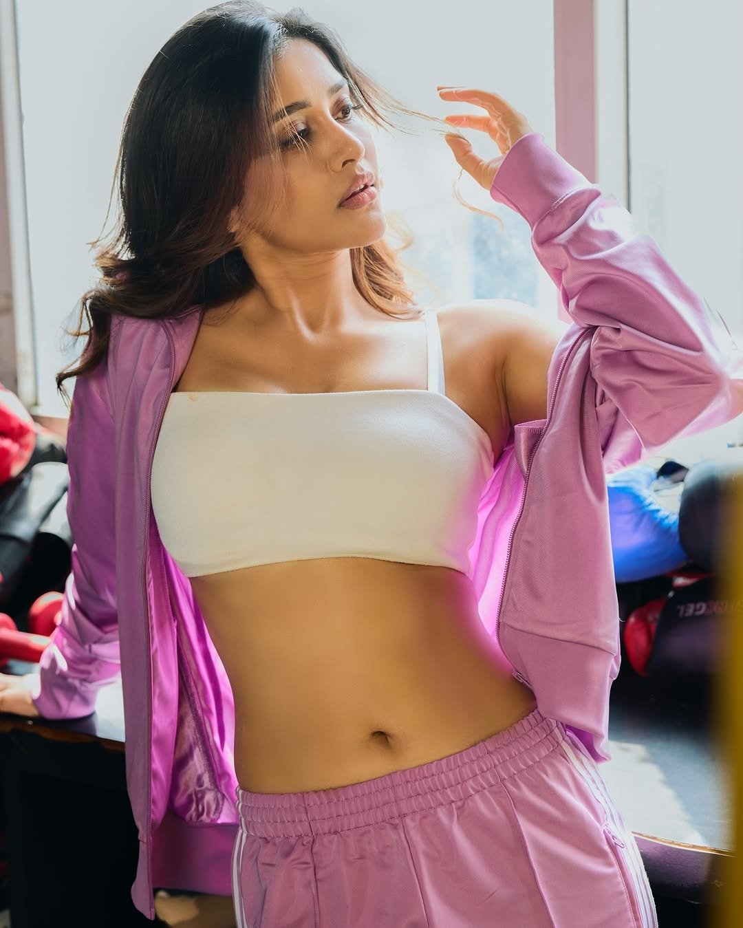 G8NwODcboAAEqWv?format=jpg&name=large