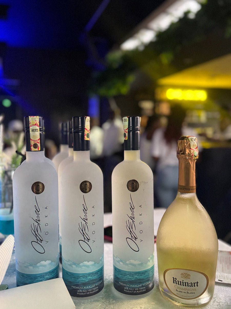 EddiePages's tweet photo. On Saturday @PearlLiquors launched the Offshore vodka 
A premium vodka made for you all.
#OffshoreByPearlLiquors https://t.co/NtSJy5kQA0