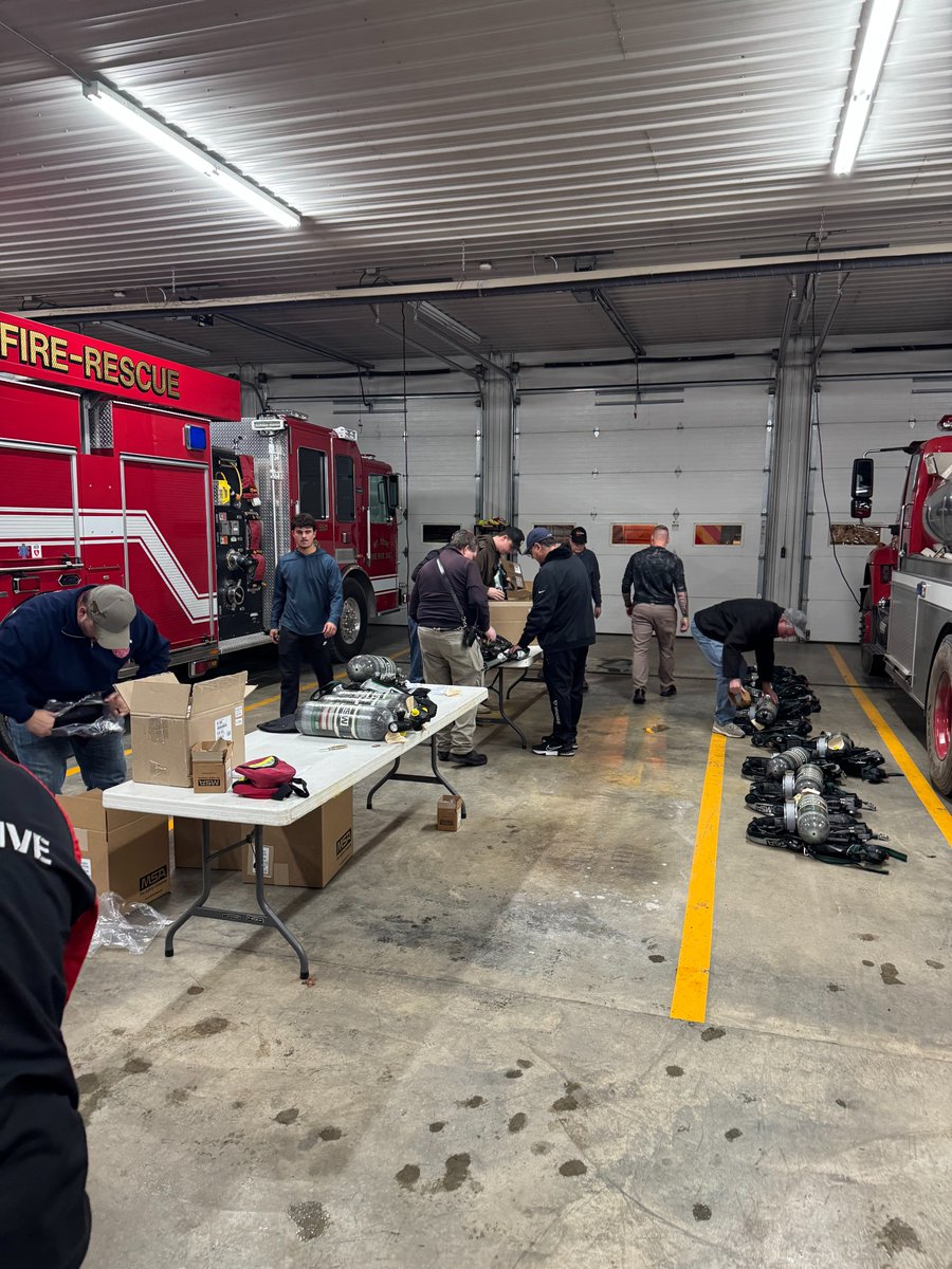 Sentinel_EmgSol's tweet image. Congratulations to Mt. Olive Volunteer Fire Department on the delivery of their new MSA Fire G1 SCBAs!
Thank you for choosing Sentinel Emergency Solutions!