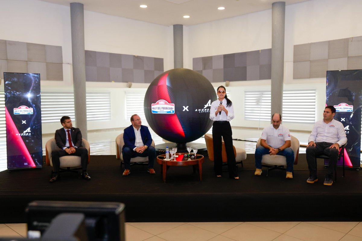 MIC_PY's tweet image. #MIC | Andrea Lafarja será la primera paraguaya que competirá en el Mundial de Rally

Leé más en:🔗goo.su/RXzt

#MICGenerandoOportunidades

@REDIEXParaguay