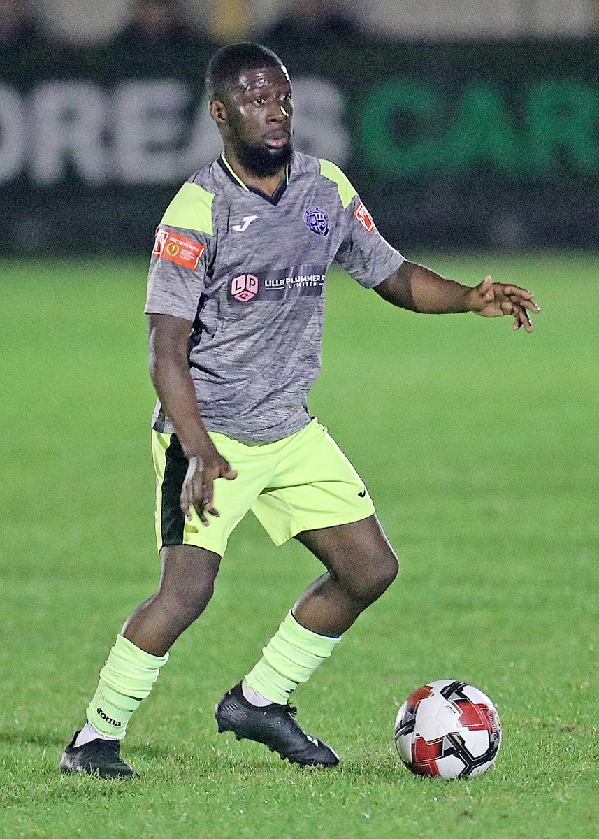 osei_08's tweet image. I’ve decided to leave @SportingBengal . Looking for a new club , any managers looking for centre mid, get in contact .

Looking for step 5 or 4 ideally . 

Retweets appreciated