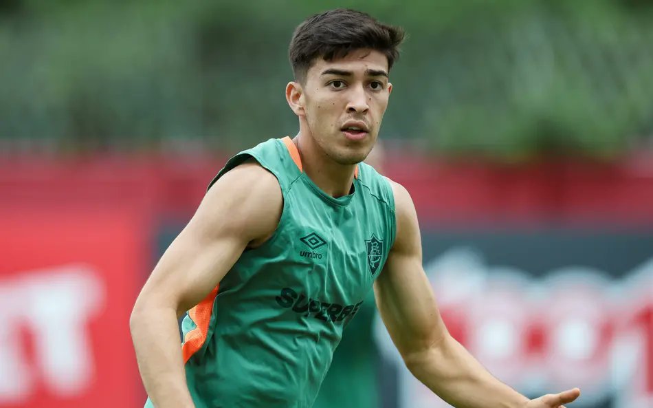 resenhaflutt's tweet image. Cerro Porteño sondou a situação de Rubén Lezcano junto ao Fluminense, mas foi informado de que, em princípio, o meio-campista está nos planos do clube para 2026 [@AndresRolon86]