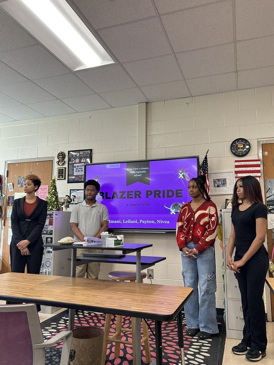 Today was all about leadership and advocacy at the View! 🔥
Our RV Scholars presented thoughtful school improvement ideas, and we’re taking action! Proud of our Blazers for leading the way! 💜🩶
#ItsAllAtTheView #BlazerLeaders #StudentDriven