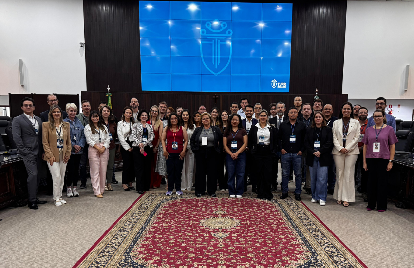 Projeto Conexão-Encoraj promove última visita institucional de 2025. Cerca de mil servidores de todo o estado participaram da ação e vieram até o Palácio da Justiça neste ano.