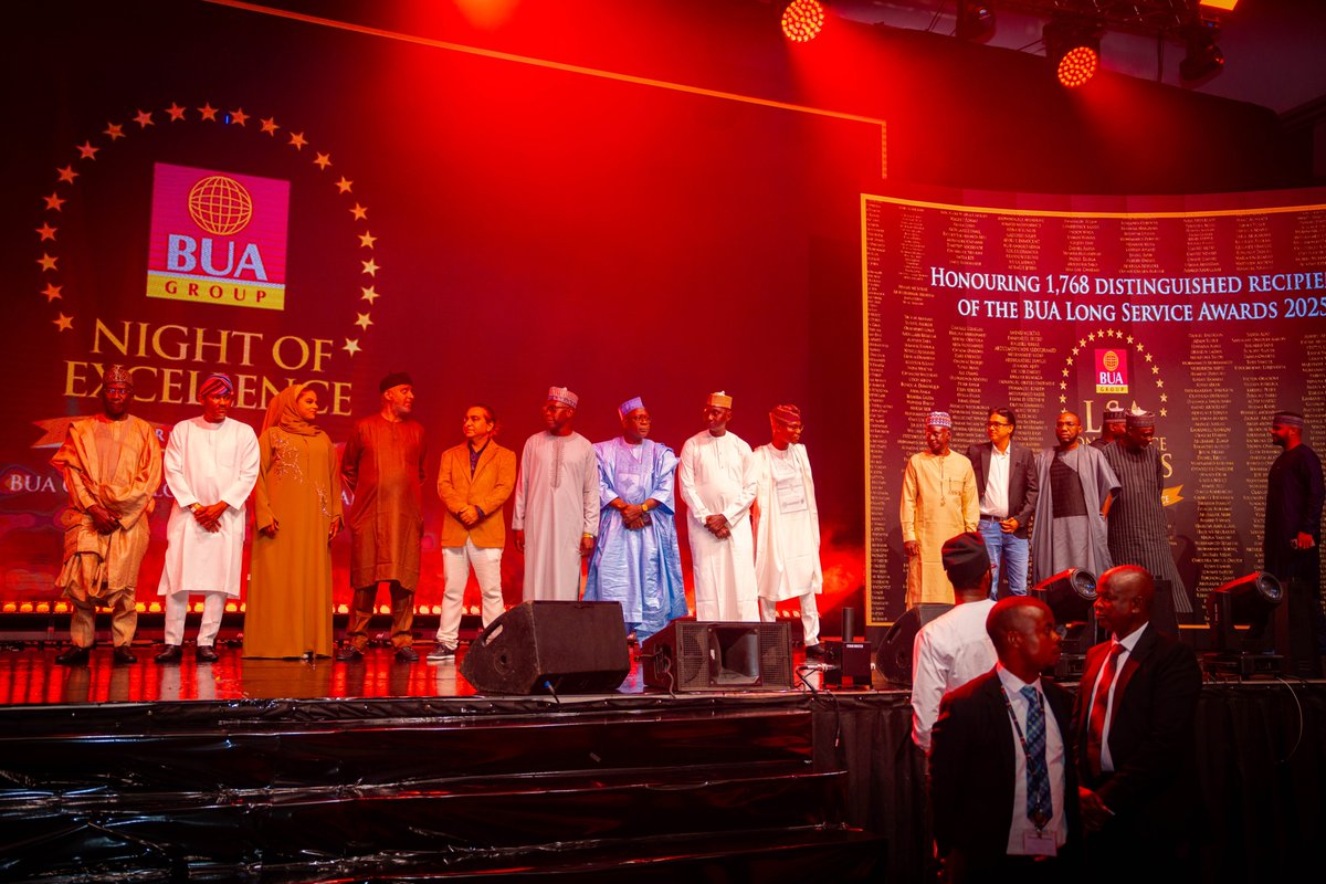 BUAgroup's tweet image. We’re still buzzing from the glamour, excitement, and unforgettable energy of our recently concluded Long Service Awards! You’ve seen the videos, now get ready to relive the some of these show-stopping photo moments.

Every frame tells a story. Sit back, slide, and enjoy!…
