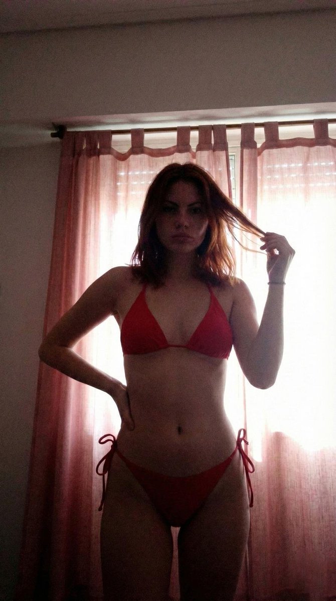 Red velvet tweet media