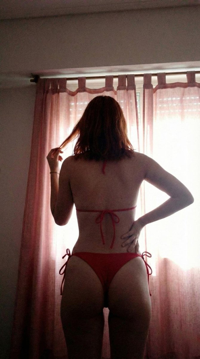 Red velvet tweet media