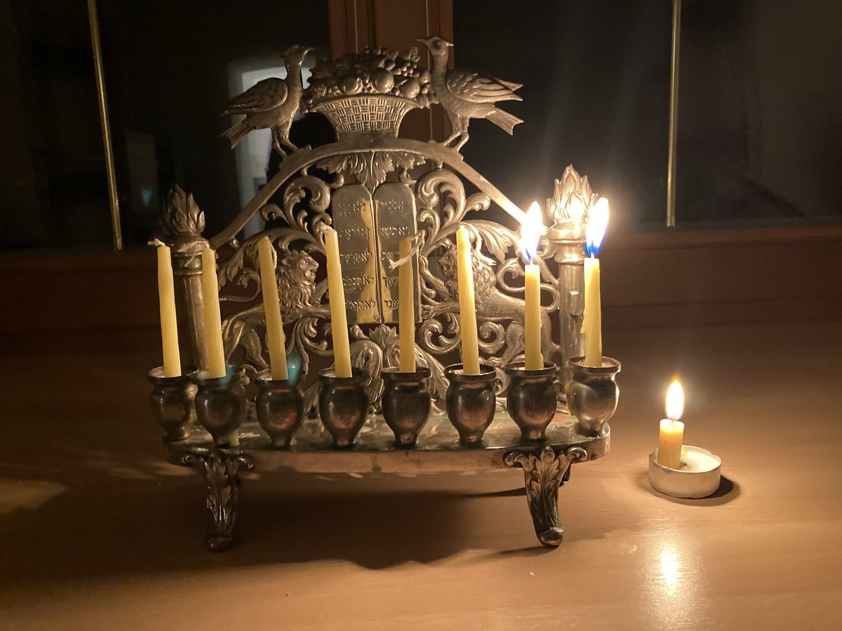 Chanukka sameach!