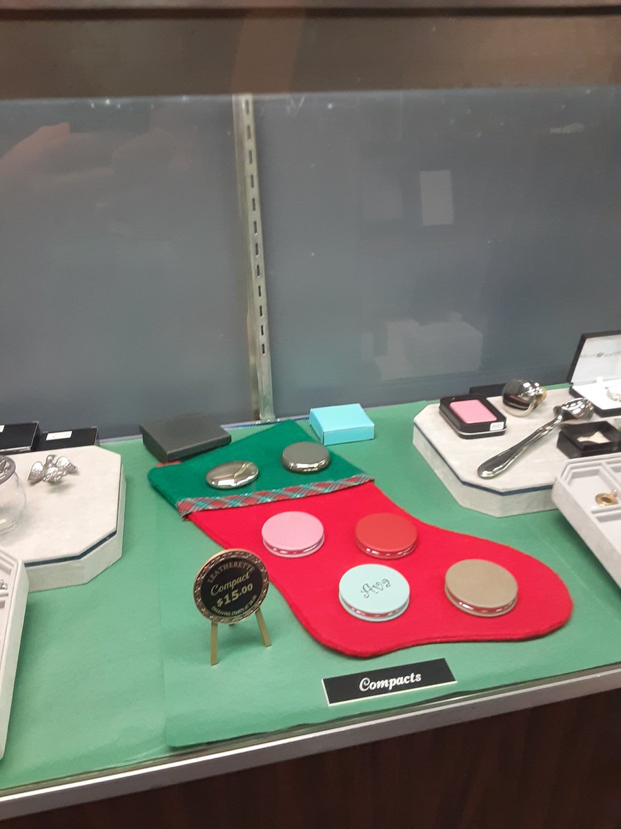 BullocksEngrave's tweet image. An engravable gift is the perfect personalized Christmas present!

#christmasgiftideas2025 #shoplocal #bullocksengraving #engraving