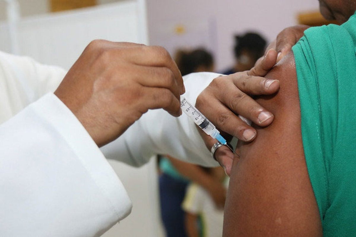 La OPS emitió una nota informativa para actualizar sobre el aumento de la circulación del virus de #influenza A(H3N2) subclado K (J.2.4.1) y reiterar el llamado a fortalecer la vigilancia del virus y promover la #vacunación. 

🔗: paho.org/es/noticias/12…