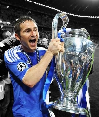 Signed Football Shirts & Shirt Framing Services tweet media