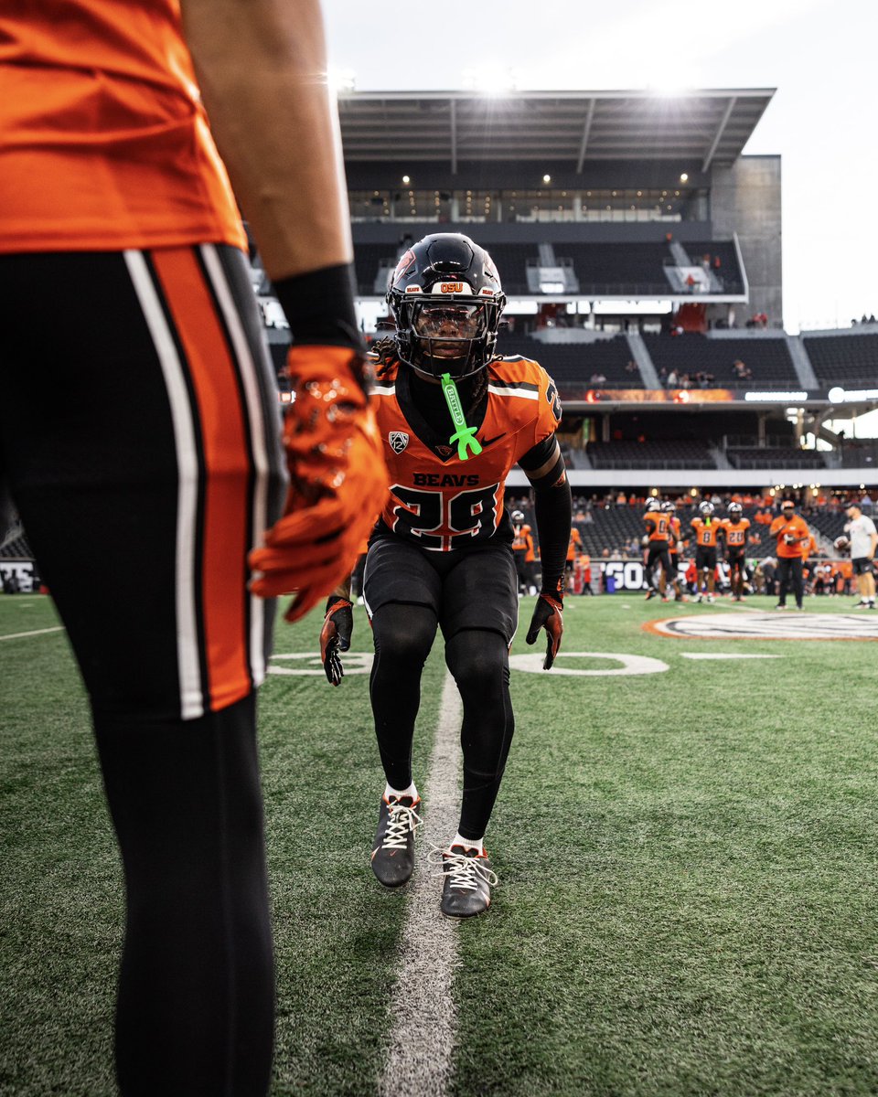 Oregon State Football tweet media